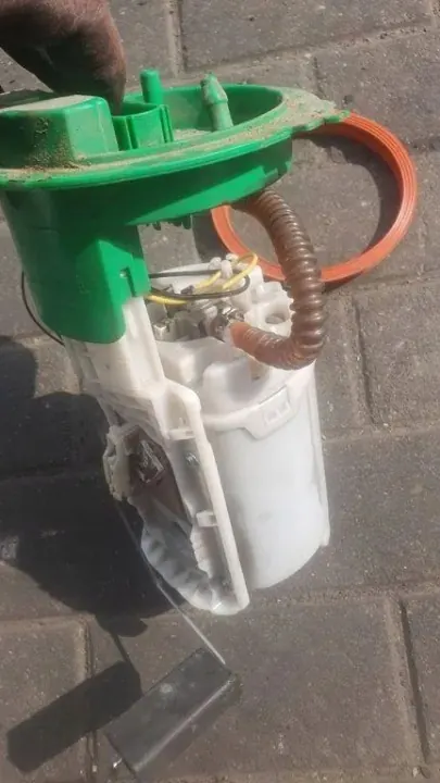 SEAT Polttoainepumppu OEM 1K0919051BF ALTEA 2.0L image 4