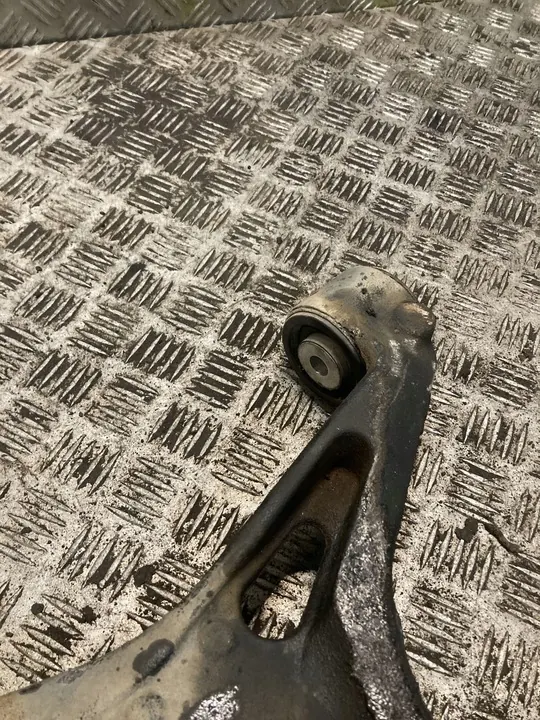 Braccio di controllo anteriore inferiore sinistro Mercedes-Benz ML W164 2006 image 3