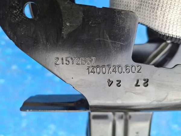 BMW OE 7422293 Strålkastarfäste Vänster Fram image 3