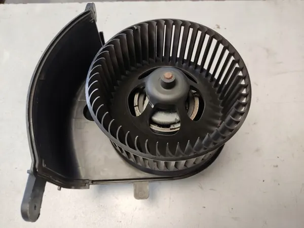 Ventilador Renault Scenic II Valeo 698816 image 3