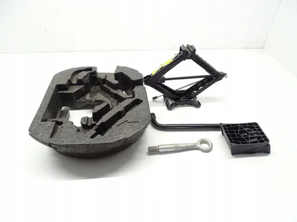 INSERT STYROPIAN ROUE LEVER JAGUAR XF X250 image 1