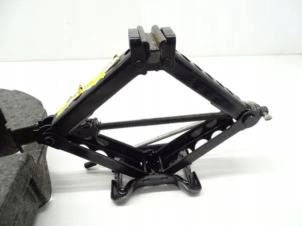 INSERT STYROPIAN ROUE LEVER JAGUAR XF X250 image 3