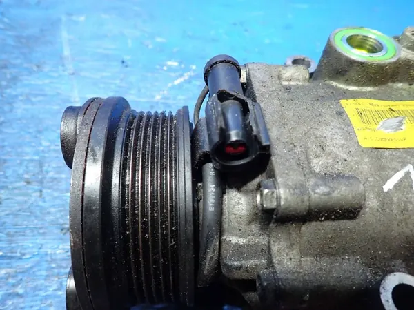 Compressore aria condizionata Ford OE image 2