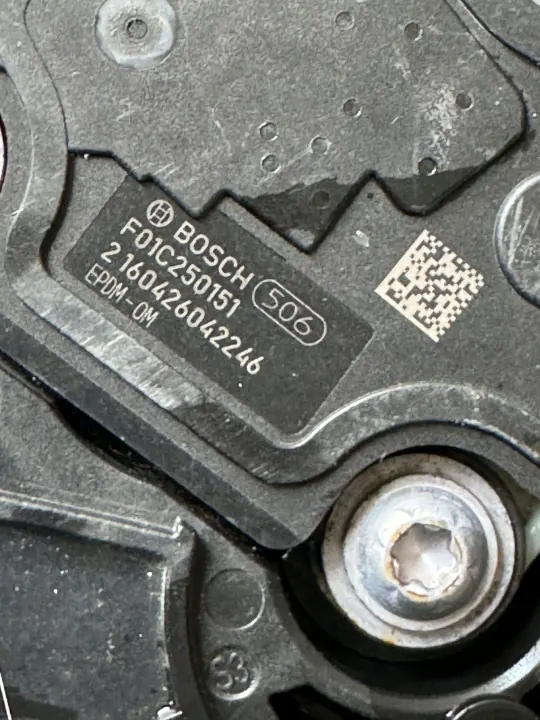 Réservoir & Pompe AdBlue BMW OEM 260941 pour G11 3.0D image 4