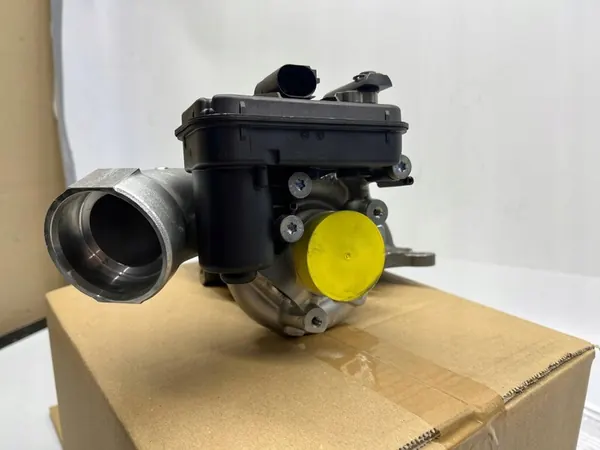 Turboaggregat SKODA OCTAVIA III SUPERB 1.4 TSI 04E145721P image 10