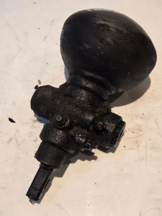 Citroen C5 04-08 OEM 04-08 EYTC Hydrofjädringskula image 2