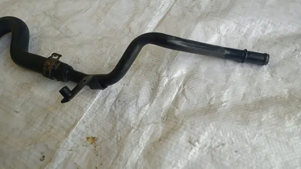 Vesiputki Audi A6 A4 B5 S4 2.7 image 3