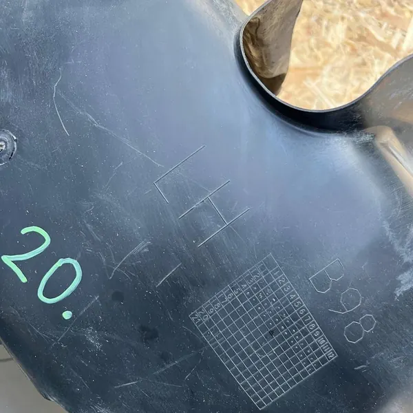 Left Rear Wheel Arch 767498752R Renault Clio IV image 4