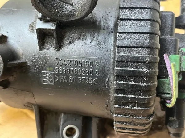 Brandstofffilter behuizing OEM 9642105180C Fiat Scudo image 5
