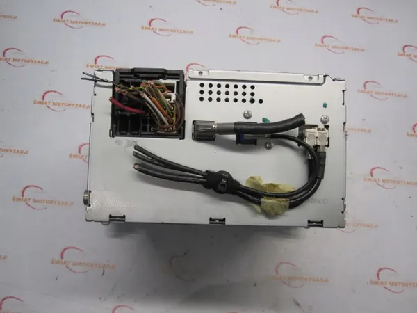 OEM A2049068901 Fabriksradio CD Bluetooth Mercedes image 3