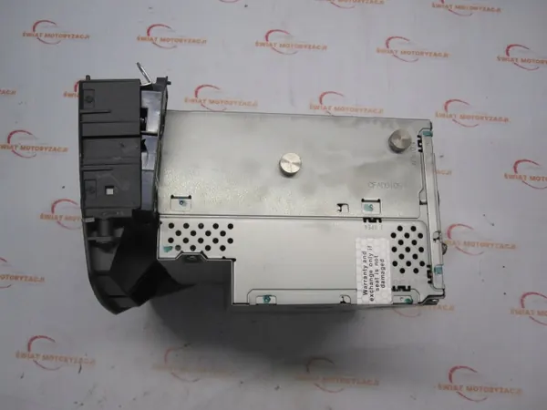OEM A2049068901 Fabriksradio CD Bluetooth Mercedes image 5