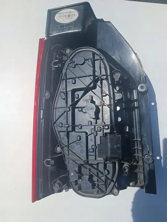 Luz Trasera Derecha VW Transporter T6 2015- image 3