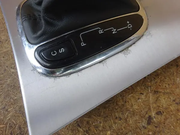 MERCEDES W203 CL203 CLC Automatic Gear Knob Set A2032672088 image 3