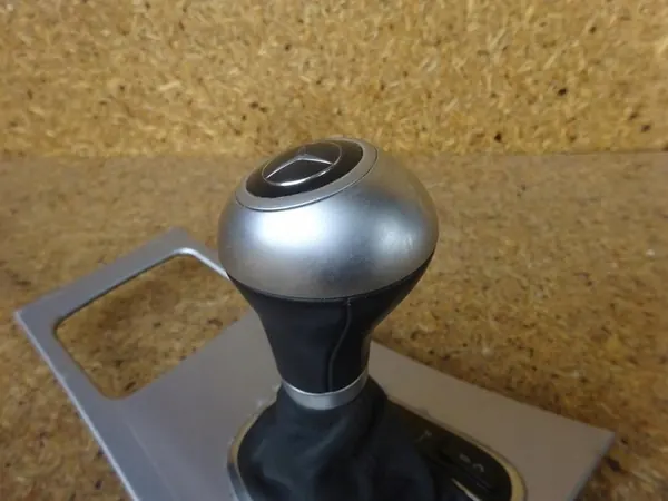 MERCEDES W203 CL203 CLC Automatic Gear Knob Set A2032672088 image 7