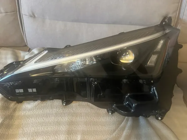 Conversor esquerdo Lexus UX OEM 89907-76190 image 3