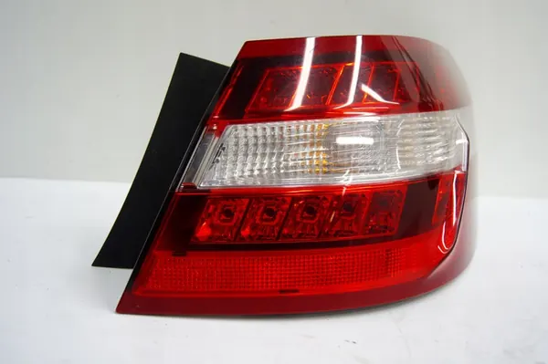 MERCEDES LAMP E KLASSE 212 W212 SEDAN A2129066701 image 3