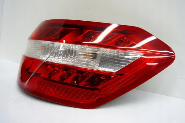 MERCEDES LAMP E KLASSE 212 W212 SEDAN A2129066701 image 4