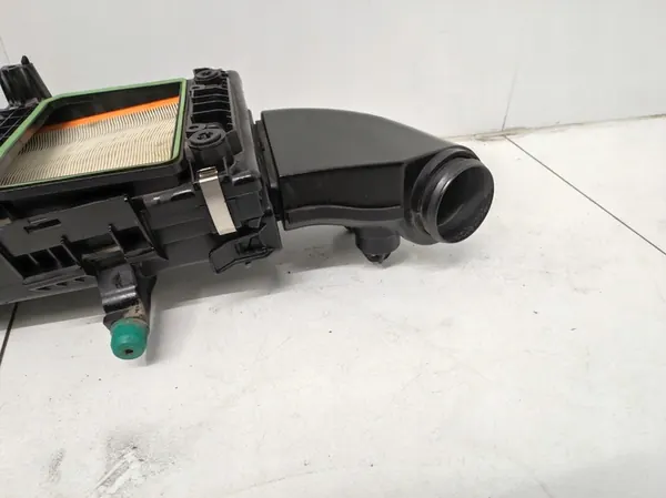 MERCEDES E-luokka Ilmansuodattimen kotelo OE image 6