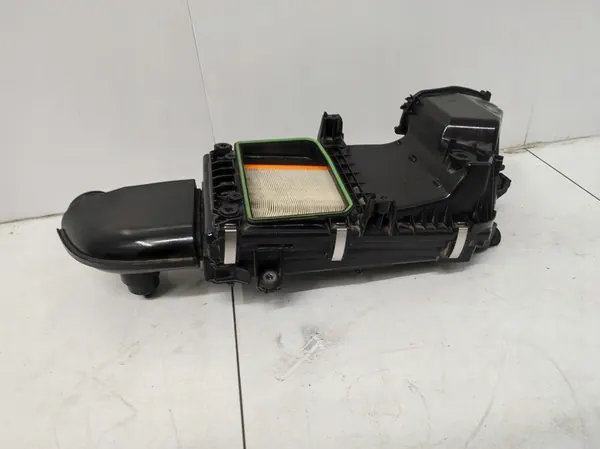 MERCEDES E-luokka Ilmansuodattimen kotelo OE image 8