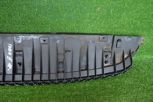 SKODA FABIA III LIFT 18- bumperbeschermplaat OEM image 3