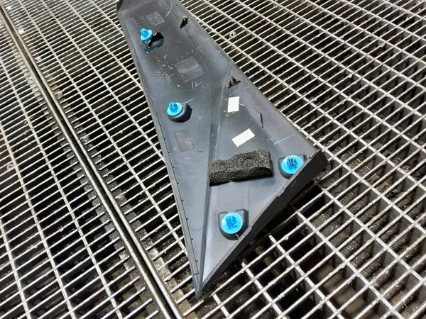 OEM 60118YY011 Linker voorzijde spiegelkap Toyota Aygo image 7