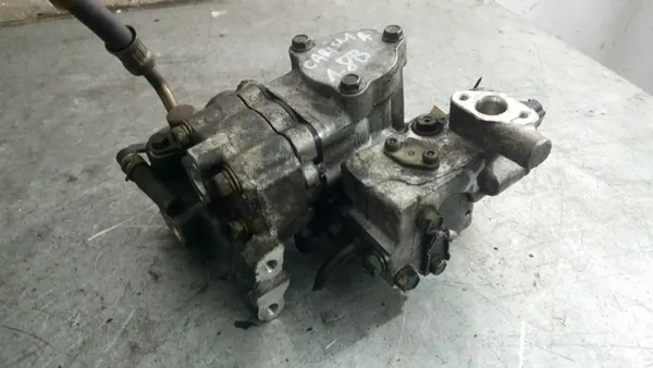 Distributeur/Pompe à Carburant OEM 111 Mitsubishi Carisma 1.8 GDI image 3