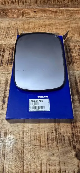 Volvo XC90/XC70 Spegel-Insats Vänster Fram OEM 30744795 image 3