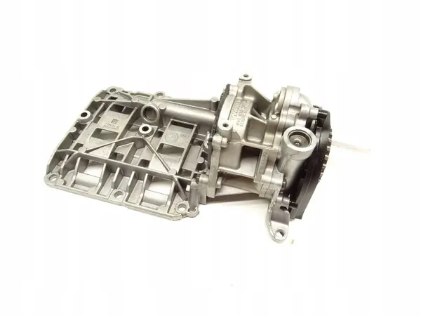 Bomba de óleo BMW OEM 7798014 para motor 2.0D N47 image 6