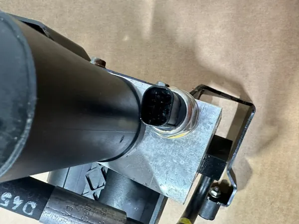 Klepblok OEM A2213200358 Achterzijde Mercedes SL R230 image 10