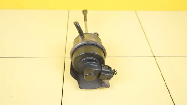 Válvula wastegate turbo OEM B16DTH 256030 - Usado image 3