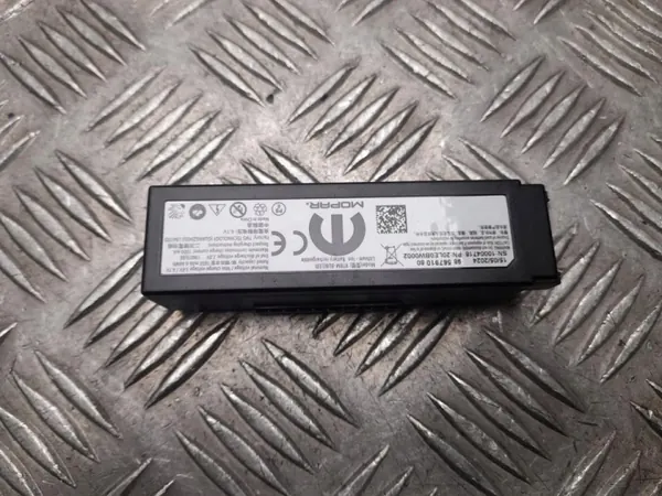 Opel antennförstärkare OEM 9856791080 - Begagnad image 2