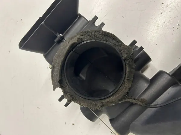 Microcar M8 Luftkanal OEM 34007937 - Begagnad image 4