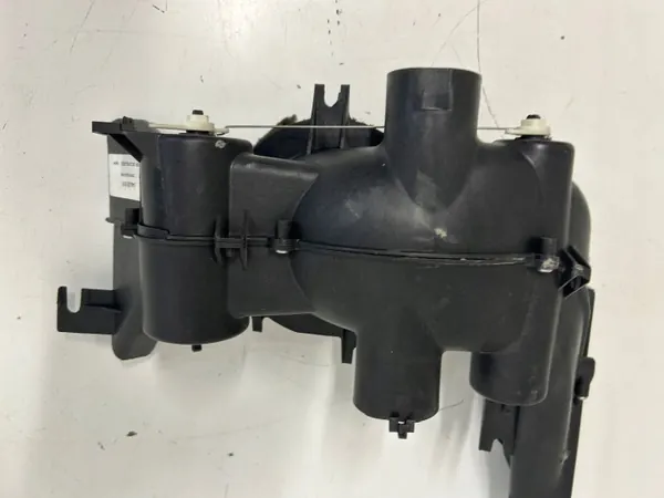 Microcar M8 Luftkanal OEM 34007937 - Begagnad image 8