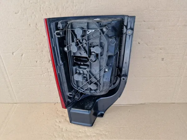 VW T5 Lift Lámpara Trasera Izquierda 7E5 7E5945095F image 2