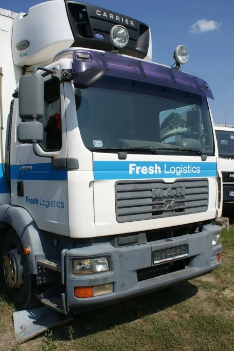 Cabina completa MAN TGM TGL 18.280 OEM 234234 Usado image 2
