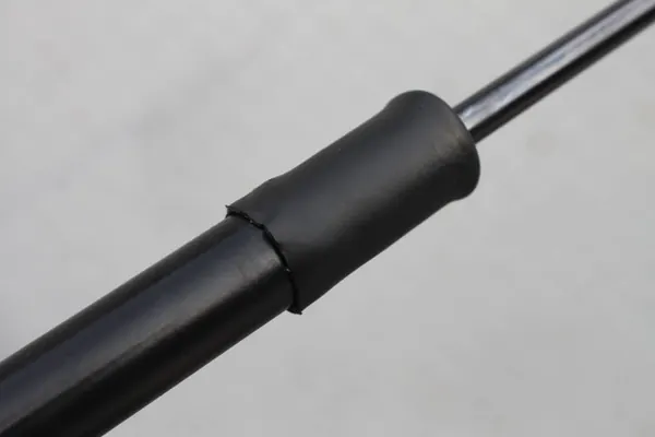 Motorhuvesstöd OEM 11455659HSII vänster/höger fram image 10