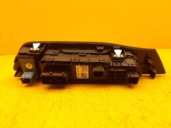 Linker voorraam Peugeot 308 III T10 2022 OEM 98349233ZD image 2