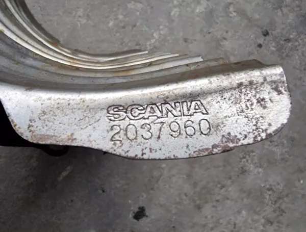 Vaihteiston Öljysuodinkotelo Scania R OEM 2037960 image 4