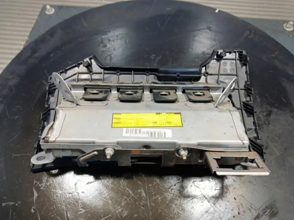 Toyota Avensis T27 polvipussi OEM Wrakowisko-14435- image 4