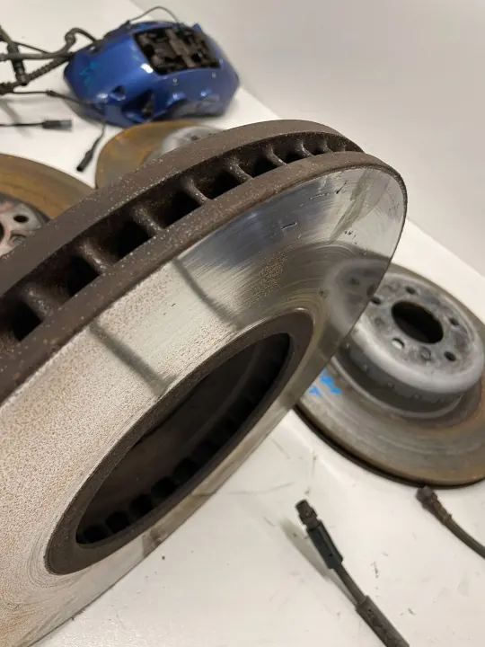 Étriers et Disques de Frein M Package BMW X6 E71 X5 E70 image 6