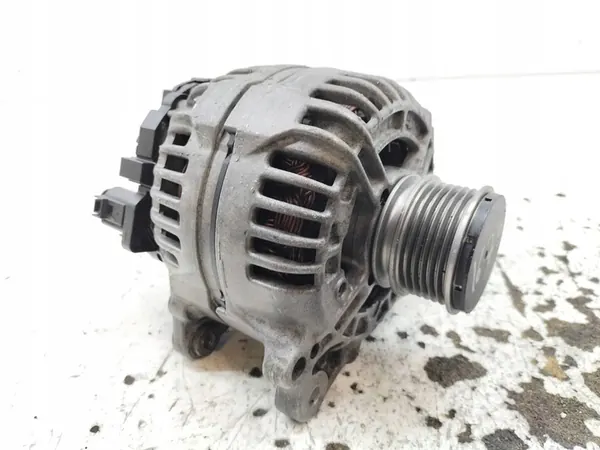 Alternator Audi A4 III 2.0 TDI 06F903023J image 2