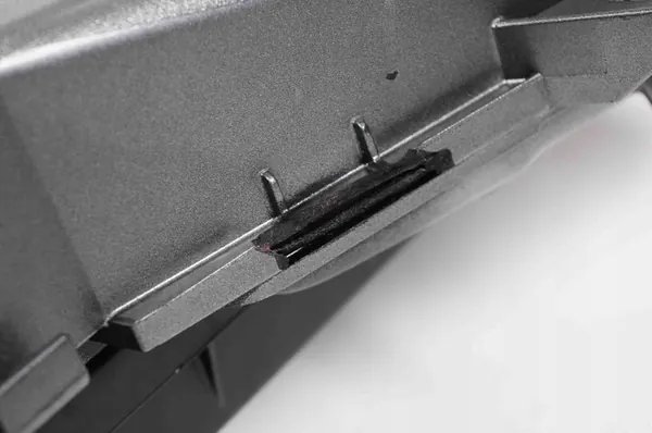 Ilmansuodattimen kotelo Mercedes-Benz G (W463) 5.5L A0071530528 image 5