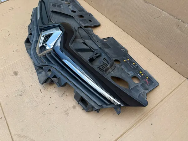 GRILL RENAULT CLIO IV LIFT 622562397R image 5