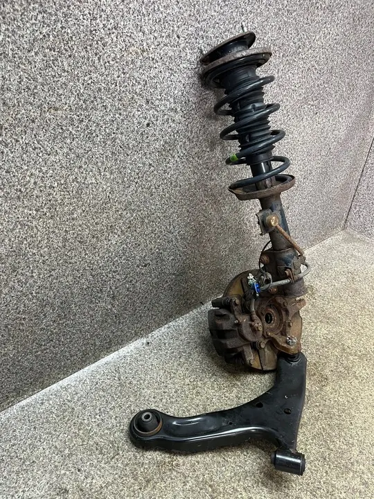 Snodo sospensione anteriore sinistro Suzuki Grand Vitara II image 7