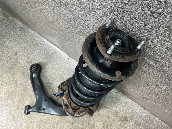 Snodo sospensione anteriore sinistro Suzuki Grand Vitara II image 8