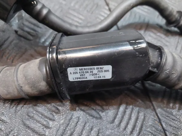 Réservoir AdBlue OEM A2054706901 pour Mercedes C300 W205 image 4