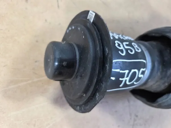 Ressort pneumatique arrière gauche OEM 95B616001 Porsche Macan image 3