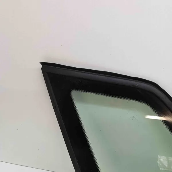Gebruikt linker achterruit Audi Q4 SUV OEM 89A845297D image 5
