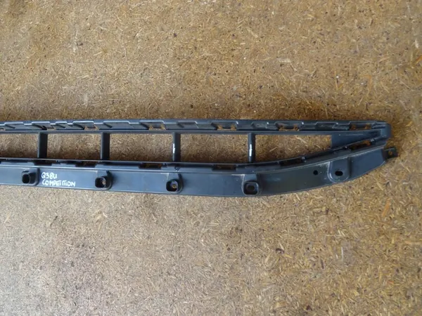 Rejilla de Parachoques Delantera AUDI Q3 8U 8U0807683 image 3
