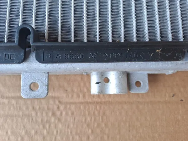 Radiateur d'eau Porsche 911 OEM 99757371100 image 4